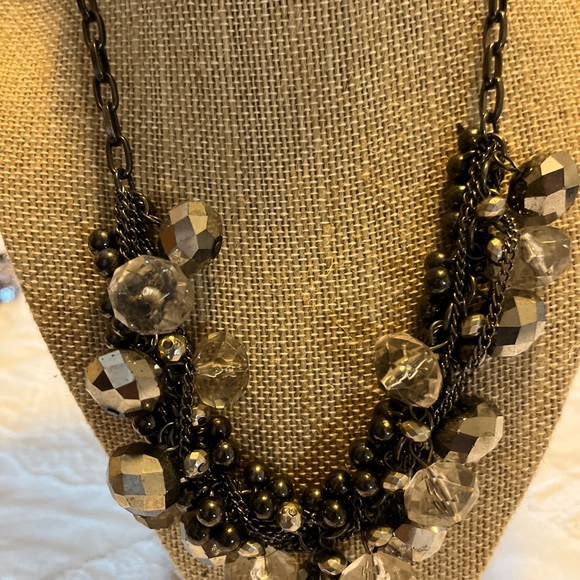 Crystal statement necklace - Picture 2 of 3